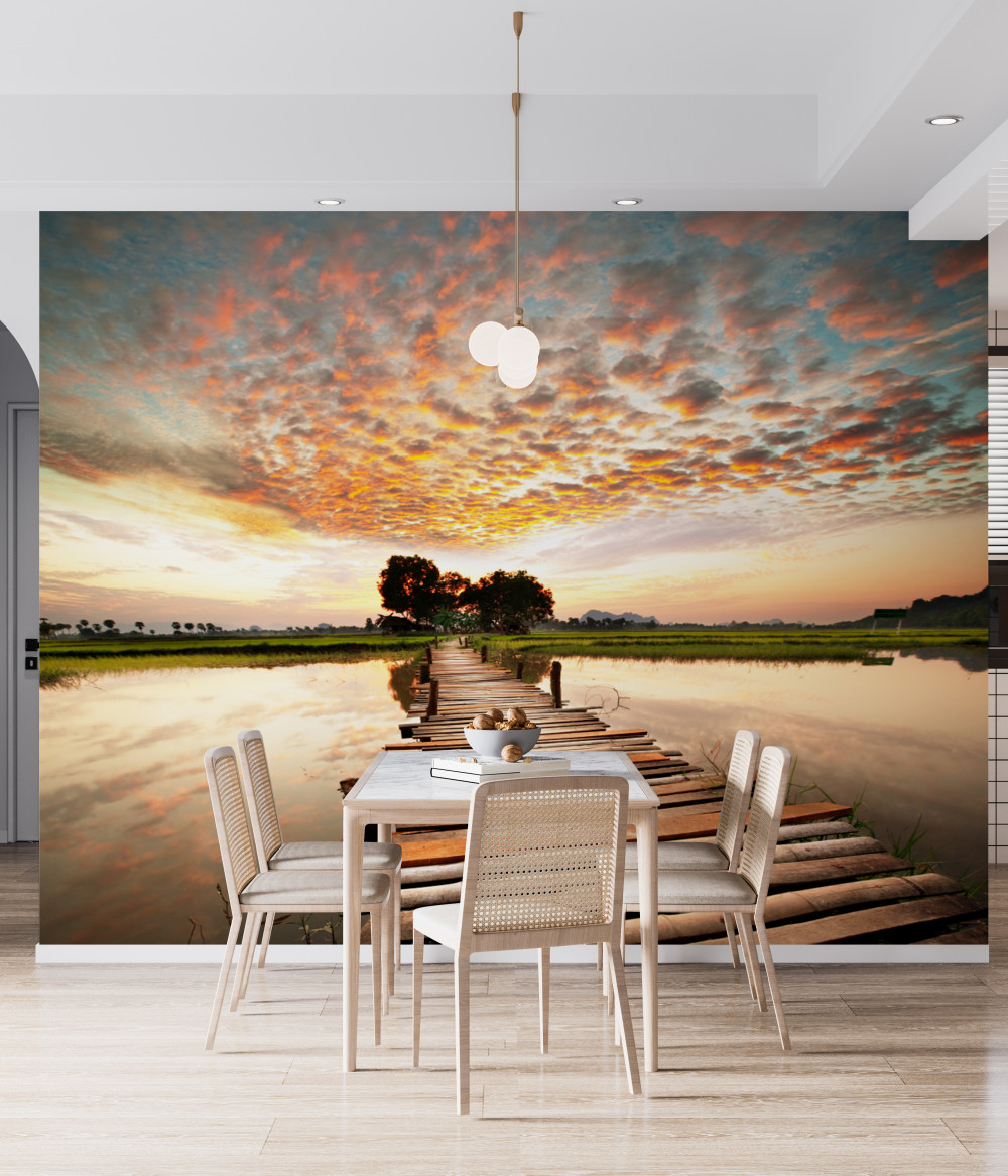 Fototapeta drewniane molo o zachodzie słońca na brzegu jeziora