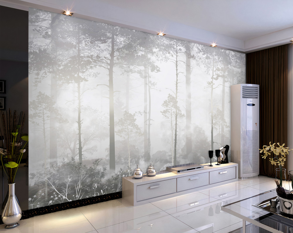 Fototapeta wspaniałe wysokie sosny w mglistym lesie