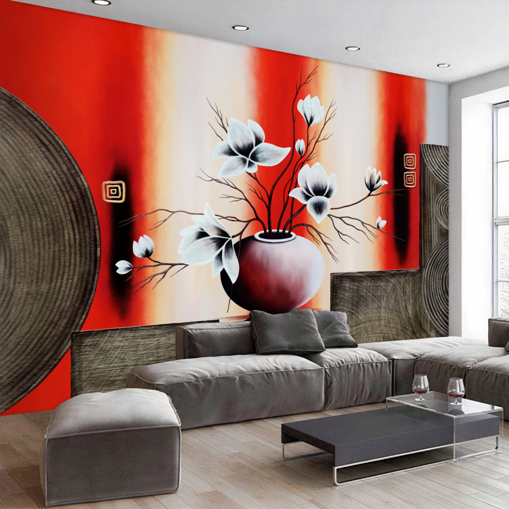 Fototapeta czerwony wazon z delikatnymi białymi kwiatami