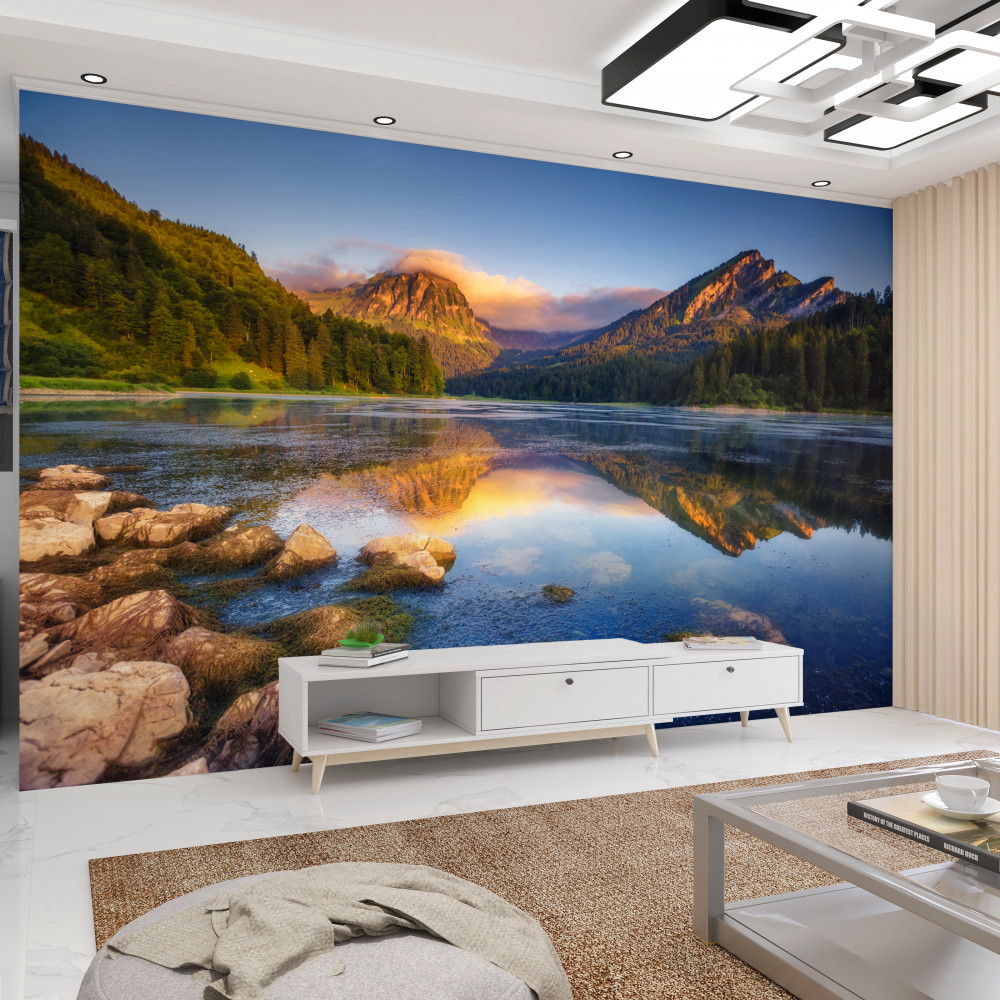 Fototapeta ciche górskie jezioro o zachodzie słońca