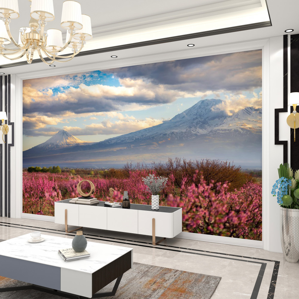 Fototapeta kwiaty wiśni u podnóża gór