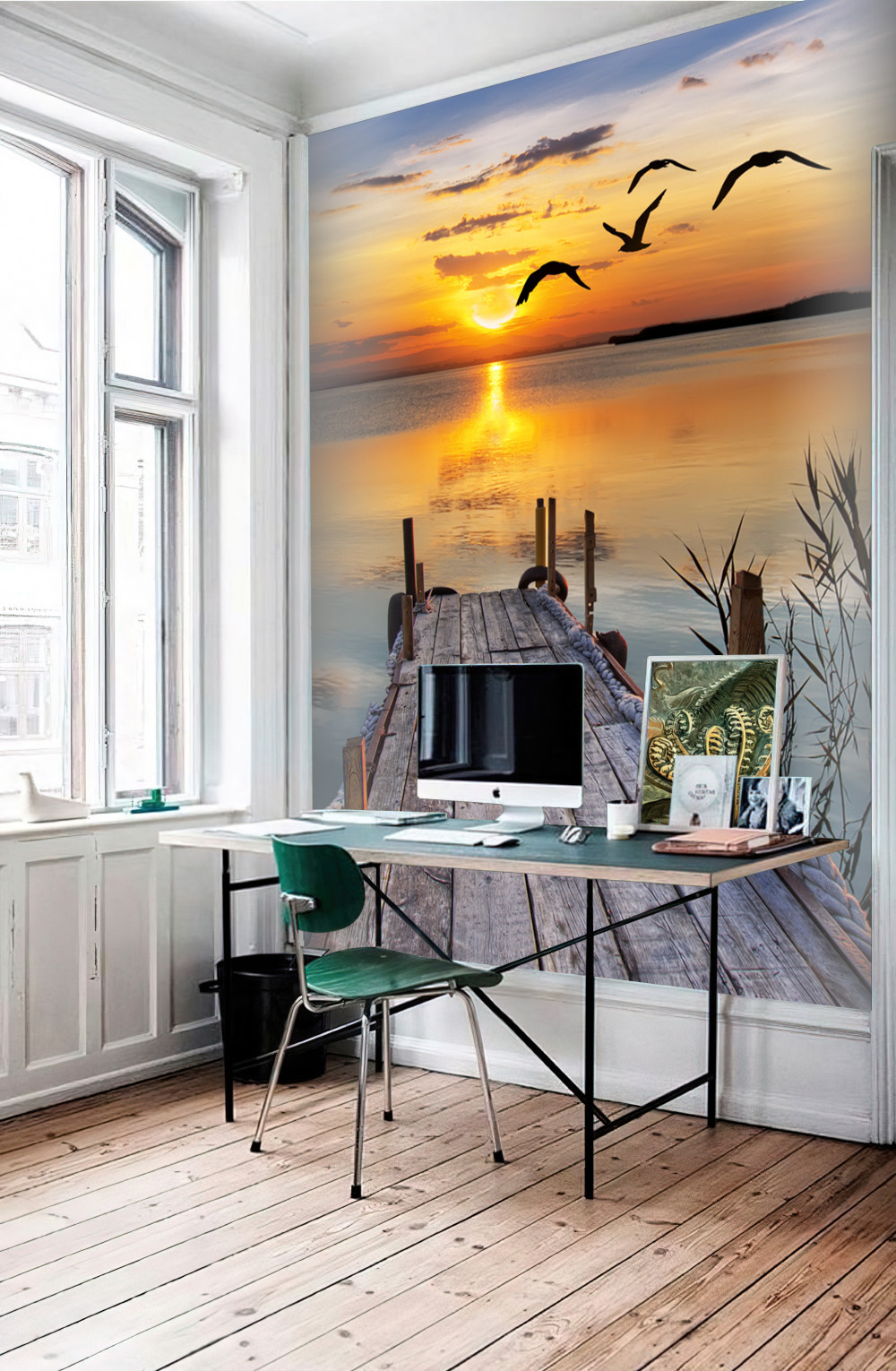 Fototapeta ciepły zachód słońca na moście z mewami