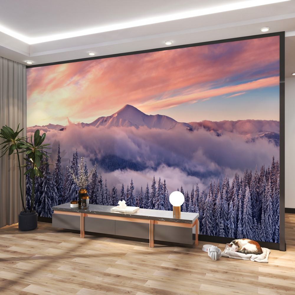 Fototapeta zimny różowy zachód słońca z mgłą w górach