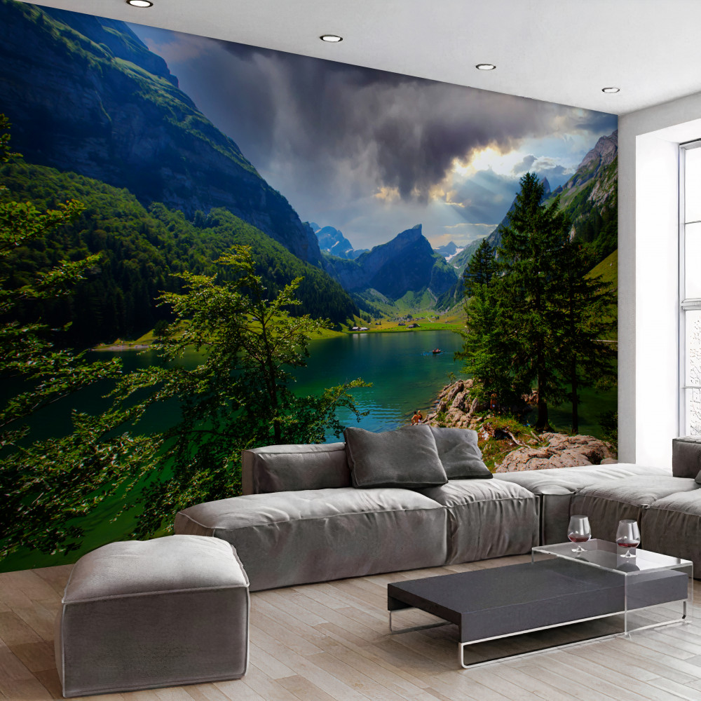 Fototapeta chmury deszczowe zbliżają się do górskiego jeziora