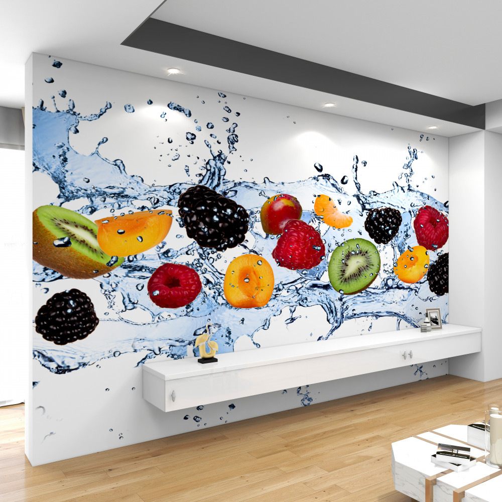 Fototapeta pokroić soczyste owoce w wodzie