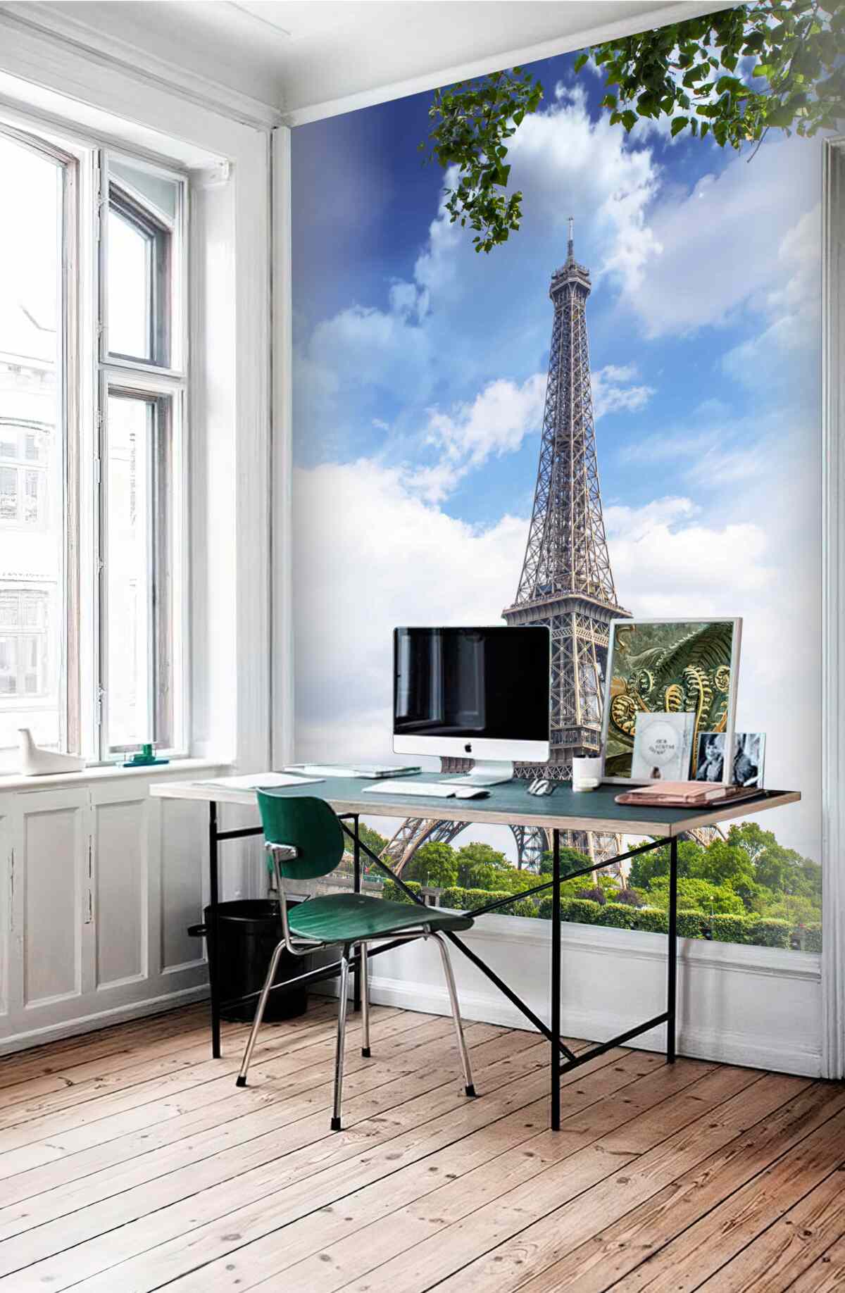 Fototapeta Wieża Eiffla na błękitnym niebie