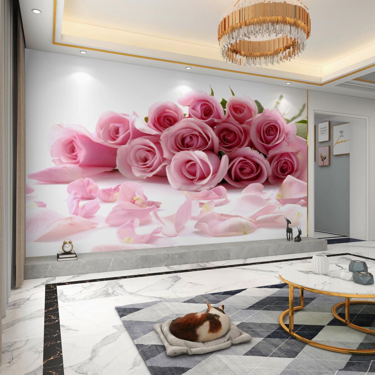 Fototapeta bukiet delikatnych różowych róż z płatkami w pobliżu wody