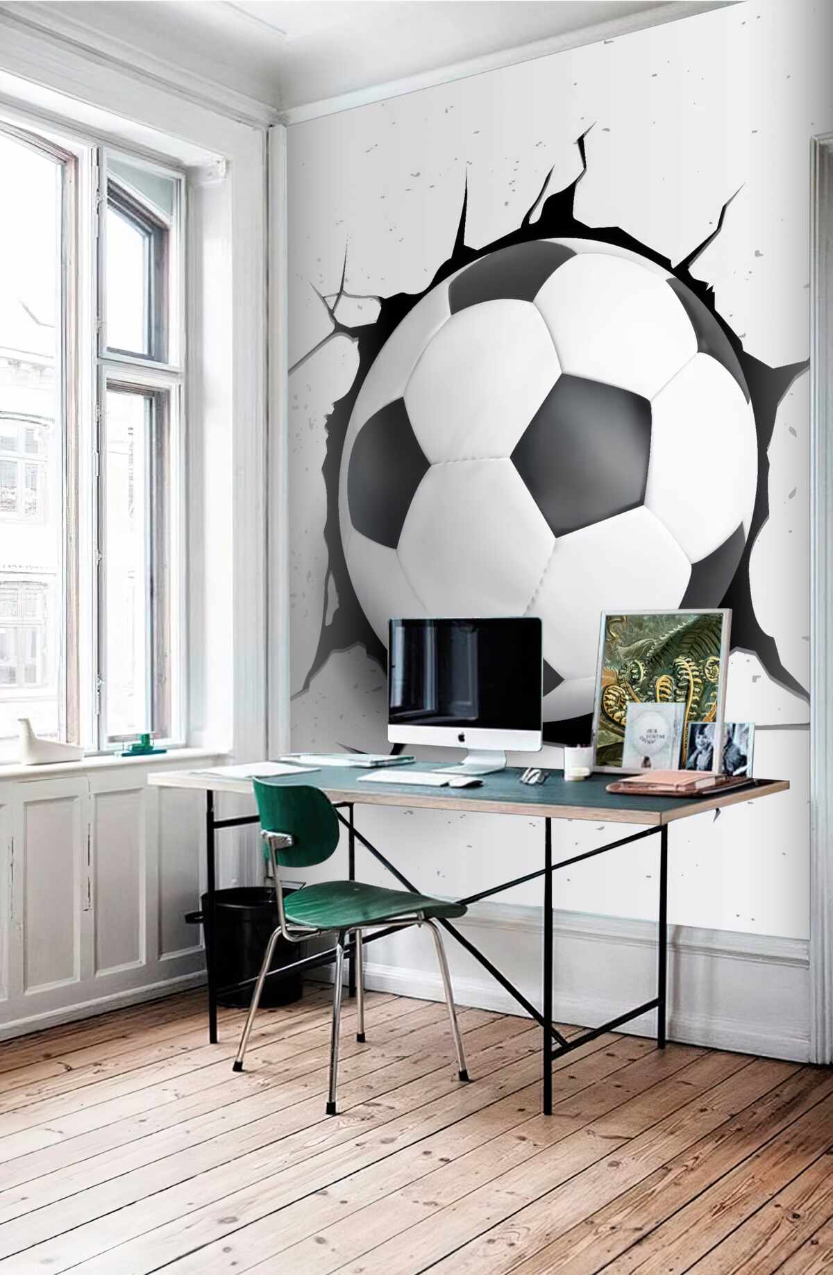 Fototapeta Piłka wychodzi ze ściany