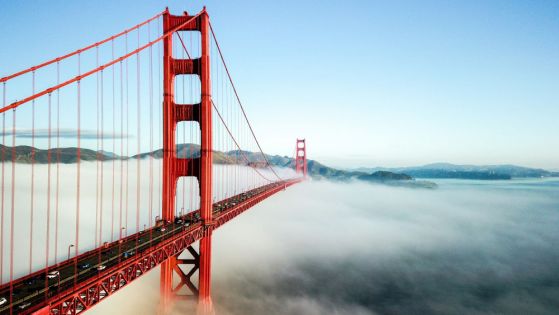 Fototapeta Most Golden Gate we mgle