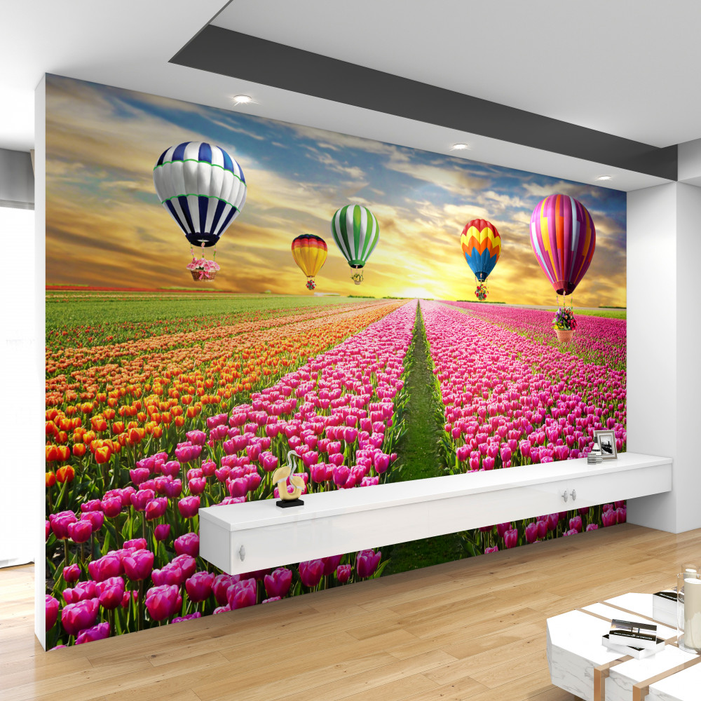 Fototapeta balony wznoszące się nad polem tulipanów