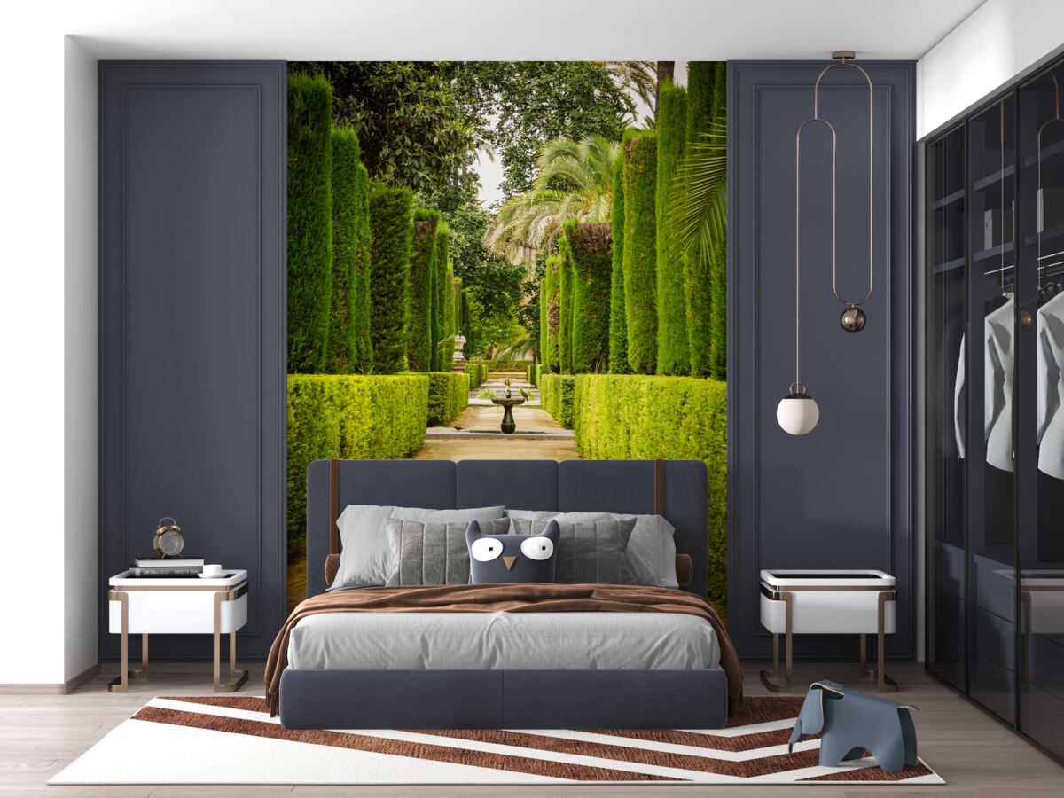 Fototapeta ścieżka wśród topiary cyprysów