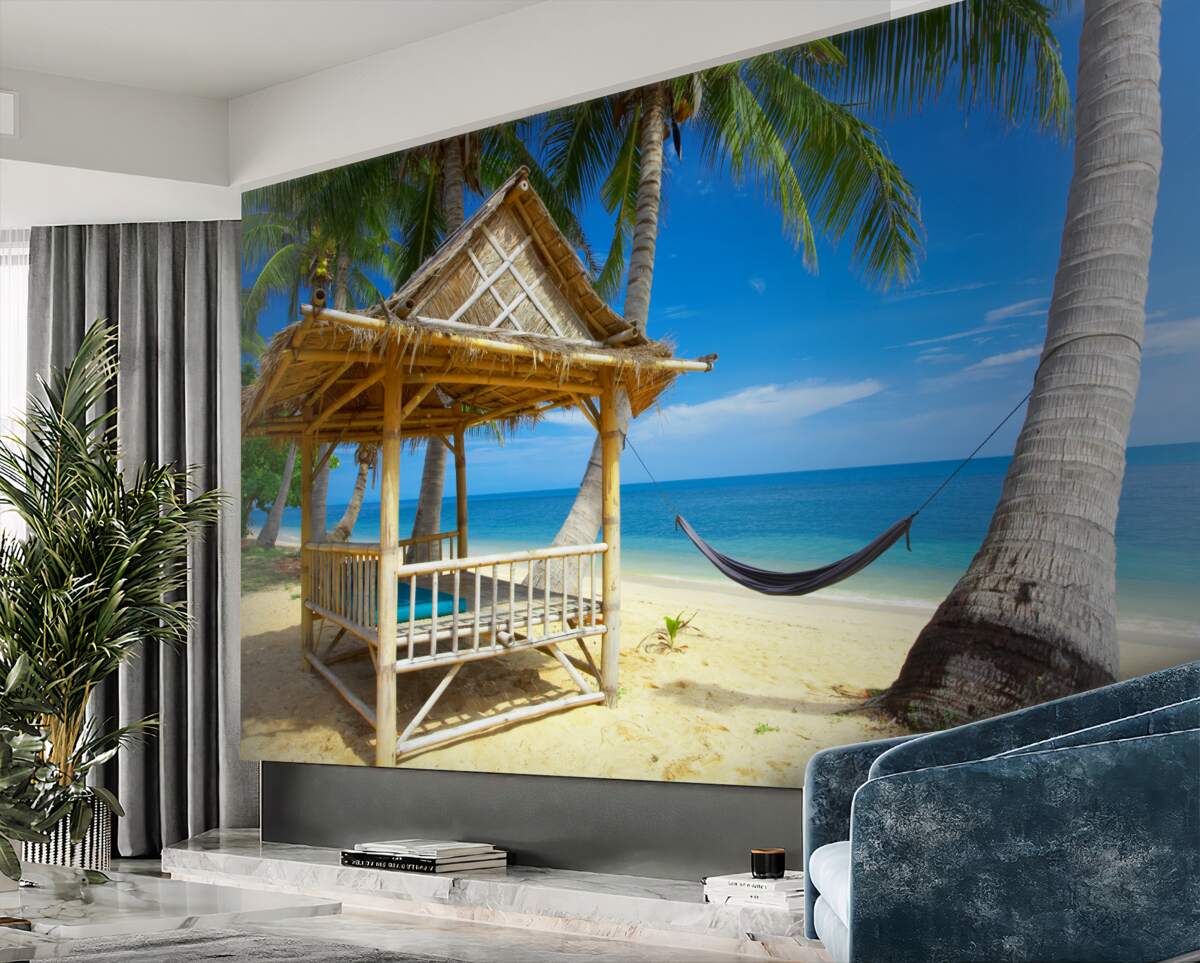 Fototapeta przytulna altana na plaży nad wodą